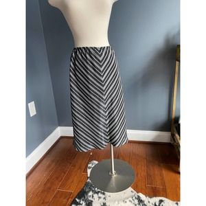 NY & Co navy/gray shimmery striped slip skirt, XS